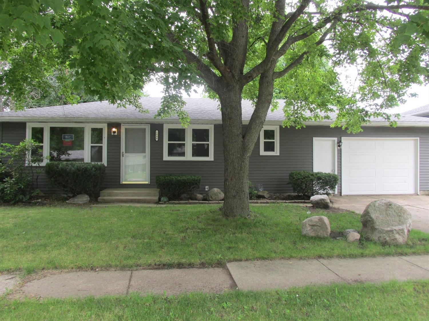 Property Photo: 1044 Albin Drive IN 46350