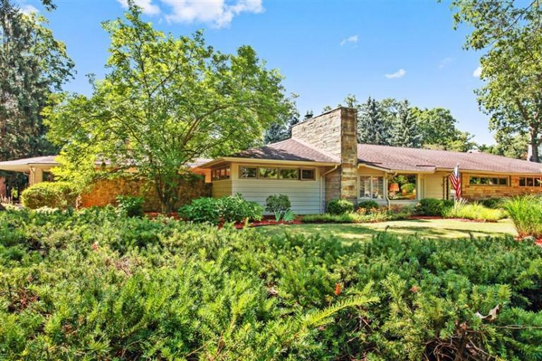 Property Photo: 2211 Oakenwald Drive IN 46360