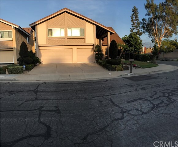 Property Photo: 18922 Flagstaff Lane CA 92646