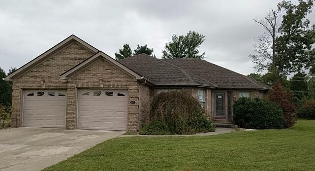 Property Photo: 102 Oak Meadow Drive KY 40403