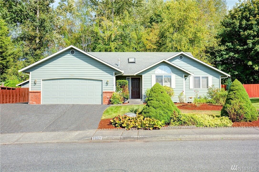 Property Photo:  7807 73rd Place NE  WA 98270 