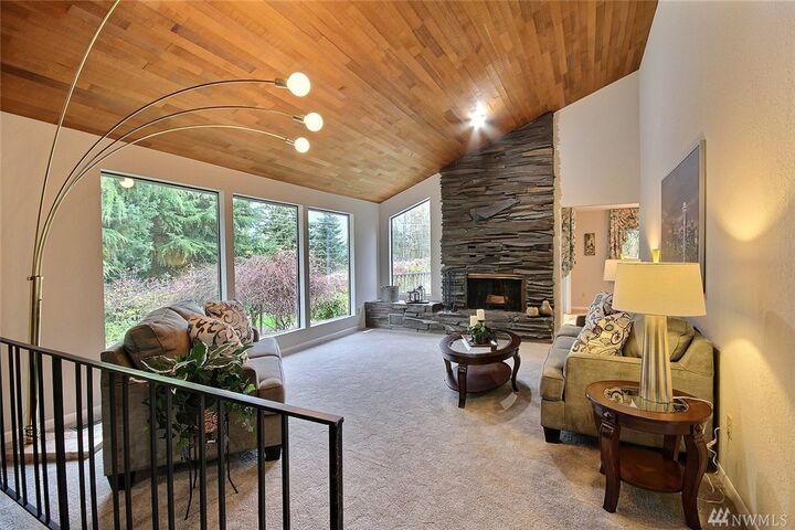 Property Photo:  19329 124th Ave SE  WA 98031 