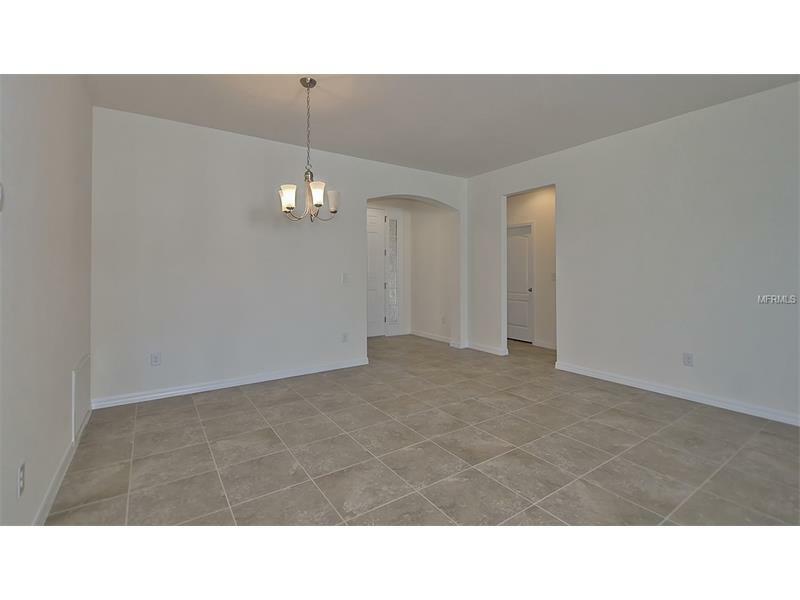 Property Photo:  7527 Lantern Park Avenue  FL 33572 