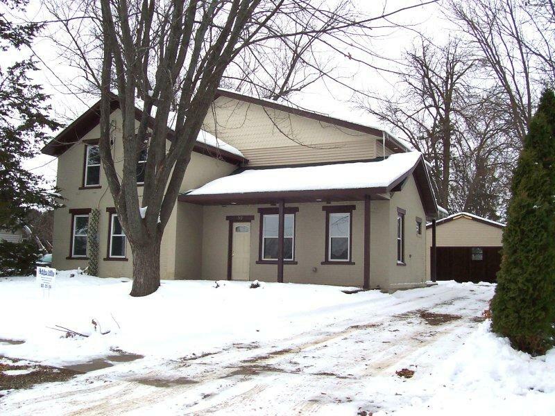 Property Photo:  712 O'Connell St  WI 53094 