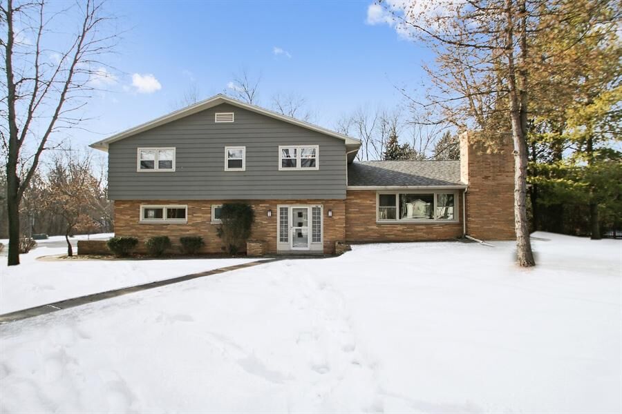 Property Photo:  N85w6117 Willowbrooke Dr  WI 53012 