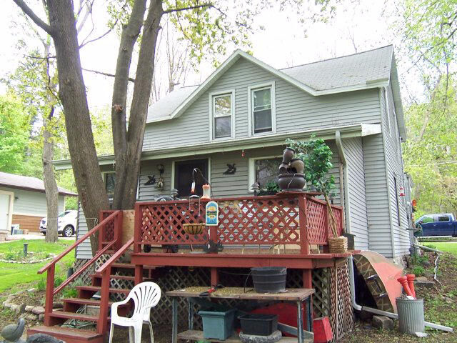 Property Photo: 4531 Arbor Vitae Dr WI 53095-9261