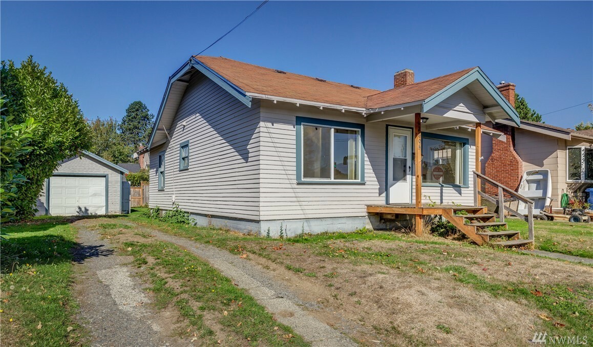 Property Photo:  2605 F St  WA 98225 