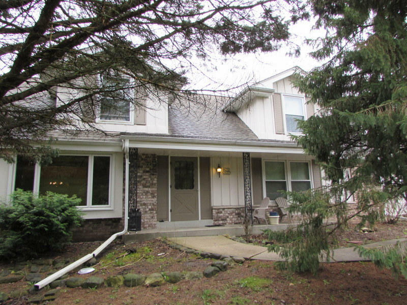 Property Photo:  W276s4257 Green Country Rd  WI 53189 