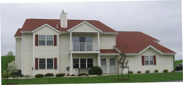Property Photo: 677 Wood River Ct 4 WI 53095