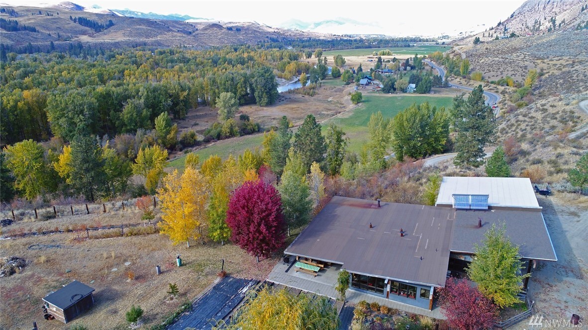 Property Photo: 130 Twisp Winthrop Eastside Rd WA 98856