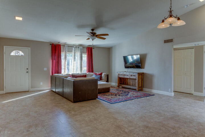 Property Photo: 2310 E Sunnyside Drive AZ 85028