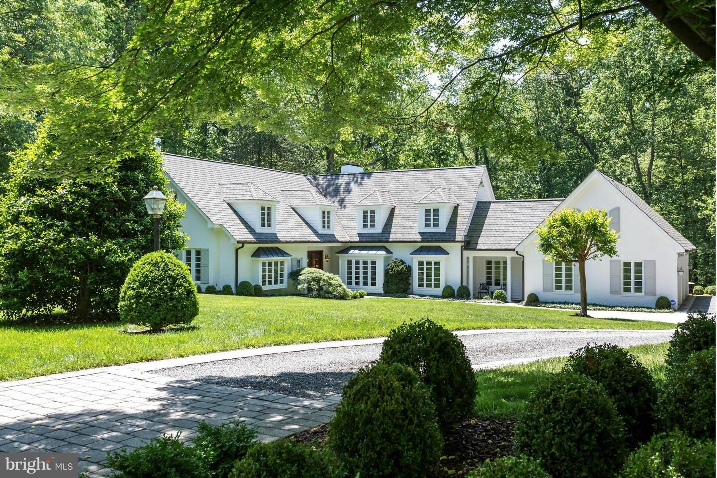 Property Photo: 6637 Holland Street VA 22101