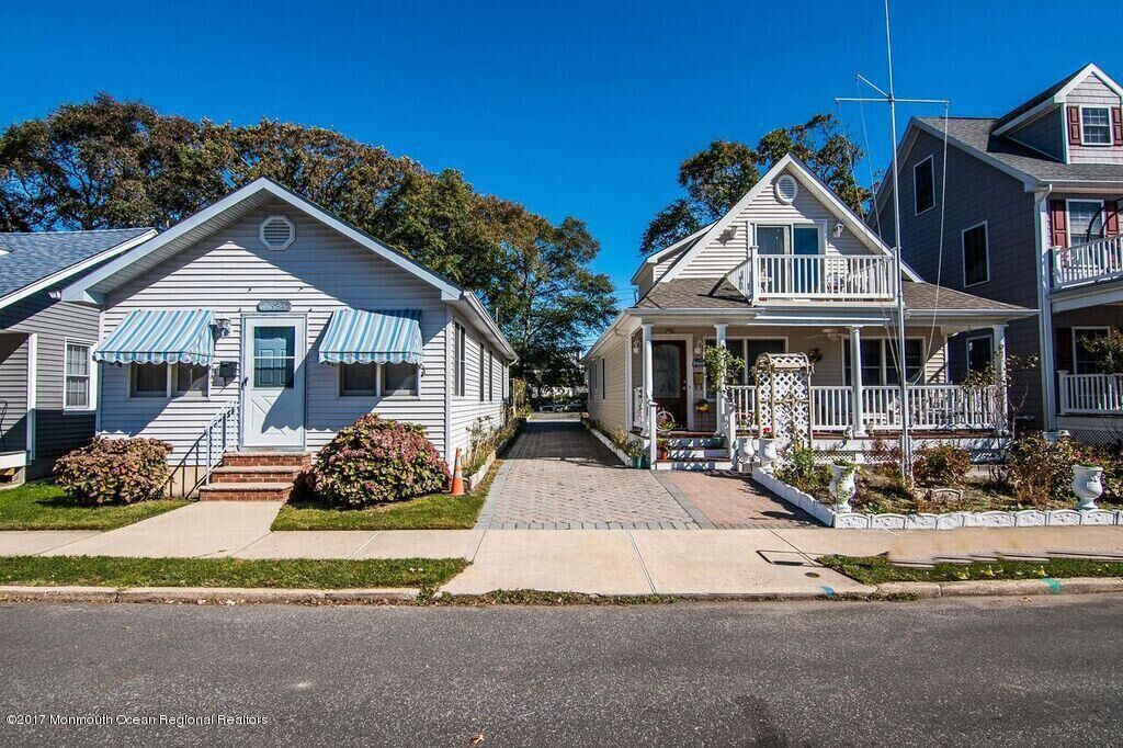 Property Photo:  1824-1828 Parkway  NJ 07719 