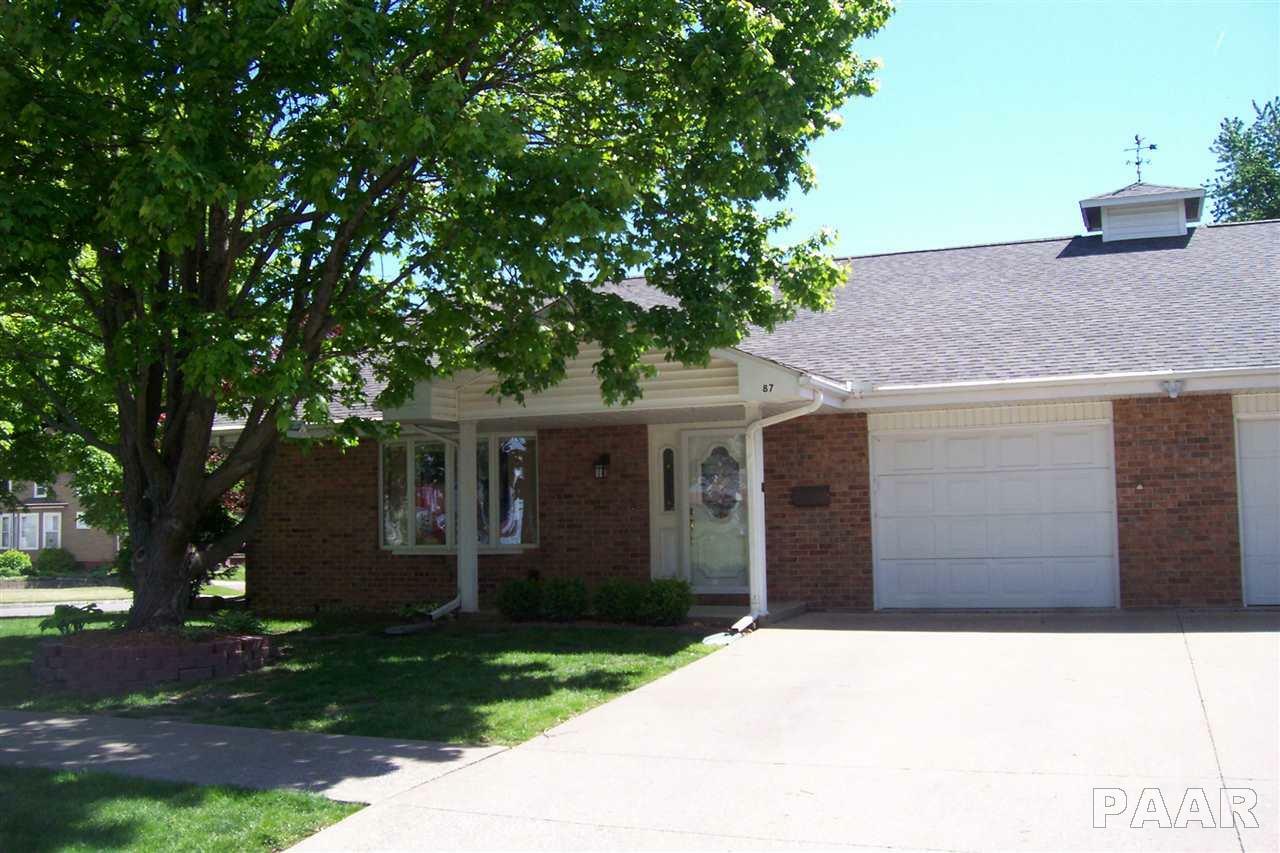 87 N Avenue C Unit 1  Canton IL 61520 photo