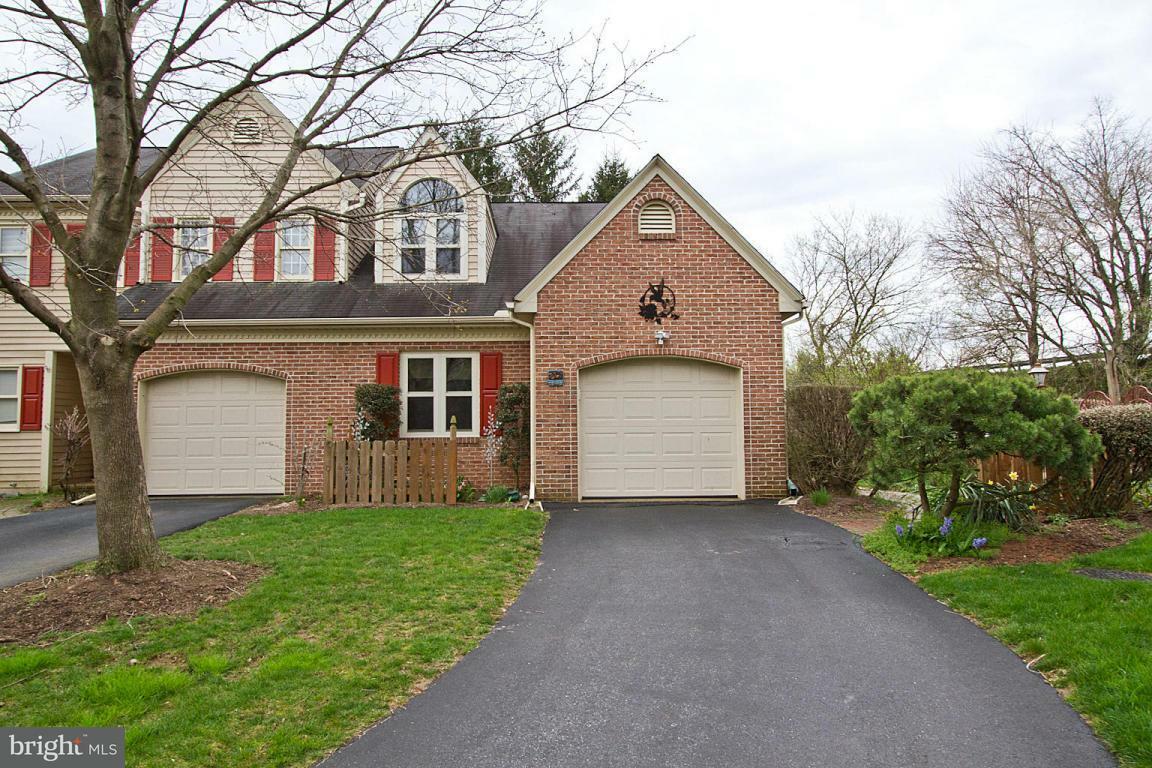 Property Photo:  3238 Oakglen Court  PA 17601 