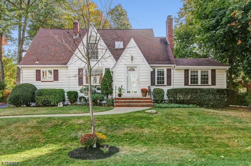 Property Photo: 7 Hepworth St NJ 07039