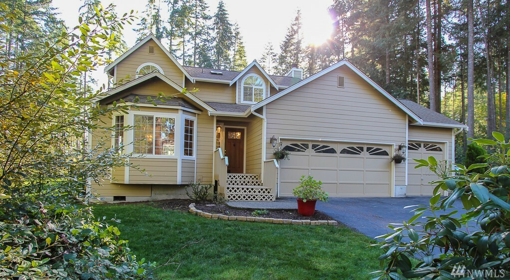 Property Photo:  1200 SE Irish Ct  WA 98367 