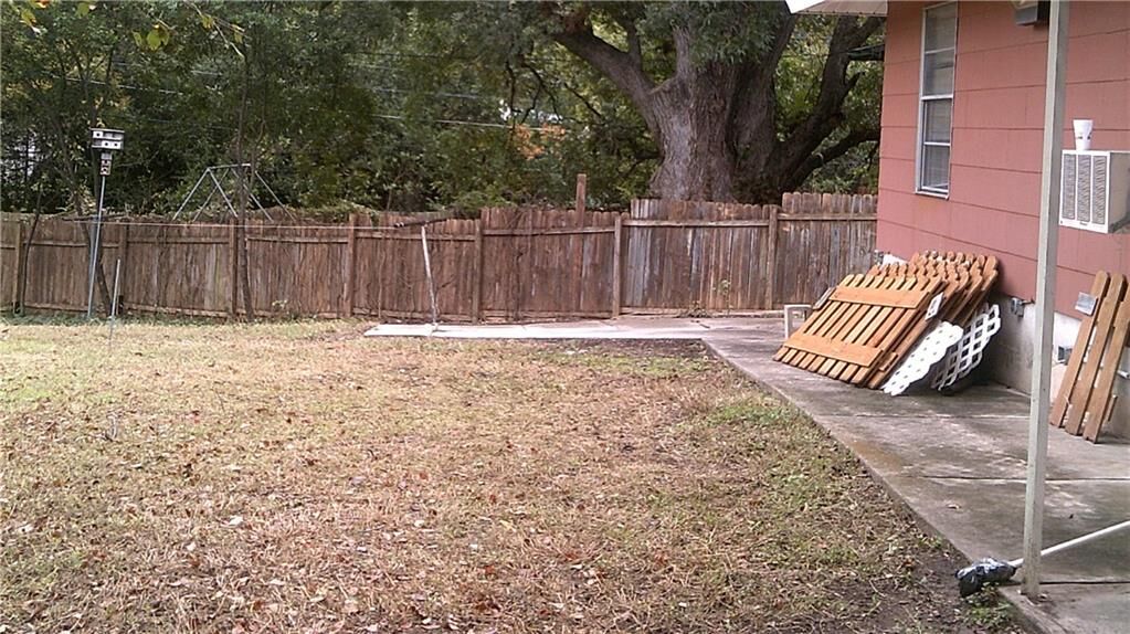 Property Photo:  2403 Little John Lane  TX 78704 