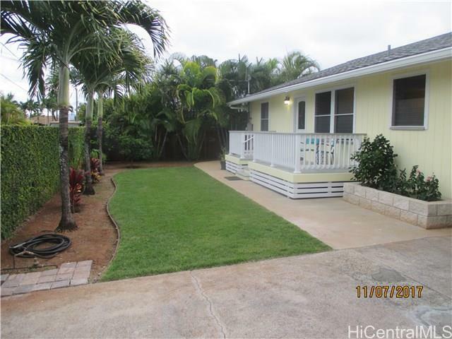 Property Photo:  460 Hualani Street B  HI 96734 