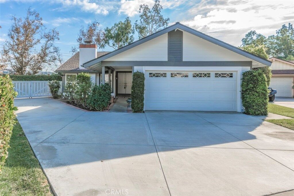 Property Photo:  20610 Calle Bella  CA 92887 