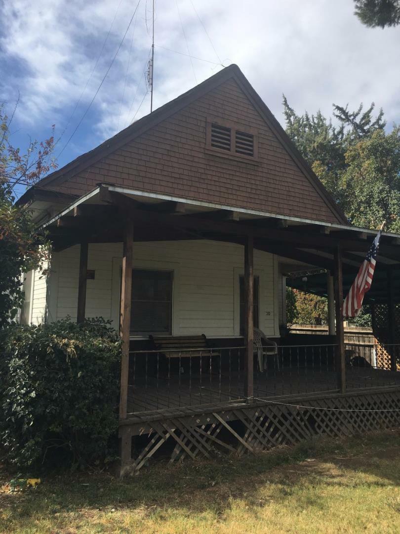 Property Photo: 30&Ampamp30-1/2 West 28th Street CA 95340