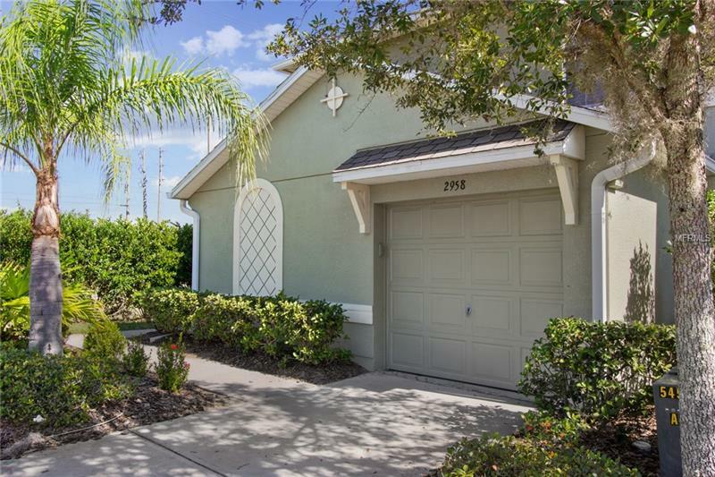 Property Photo:  2958 Willowleaf Lane  FL 33544 