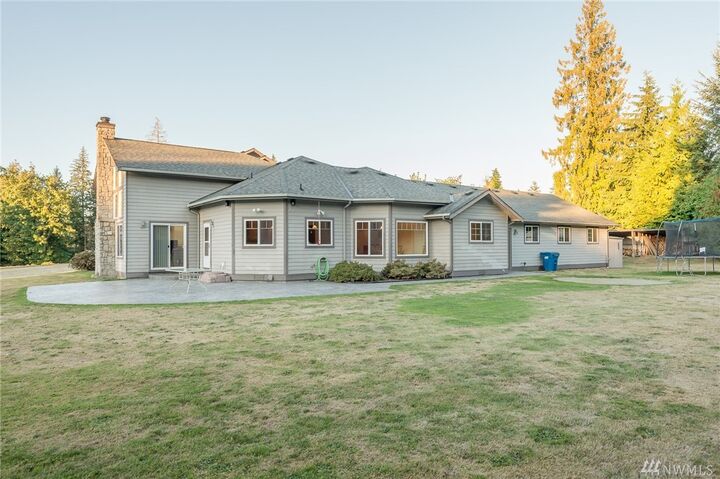 Property Photo:  24925 SE 232nd St  WA 98038 