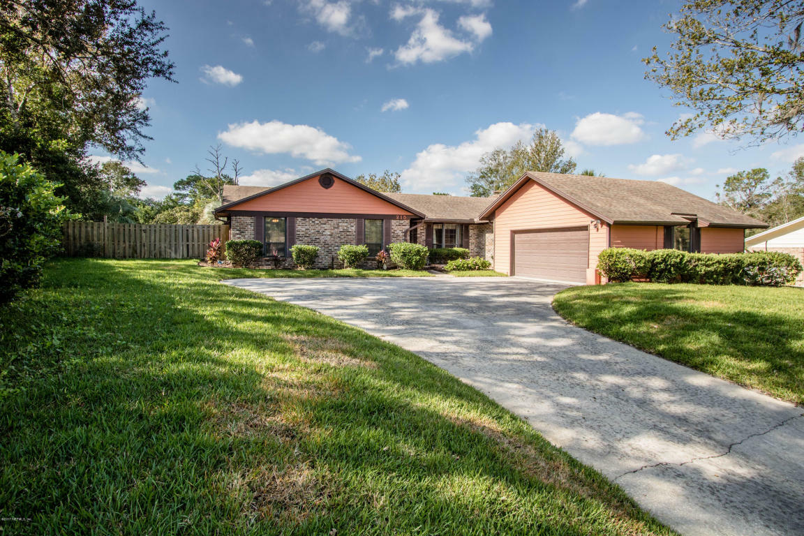 Property Photo:  215 Foxridge Road  FL 32065 