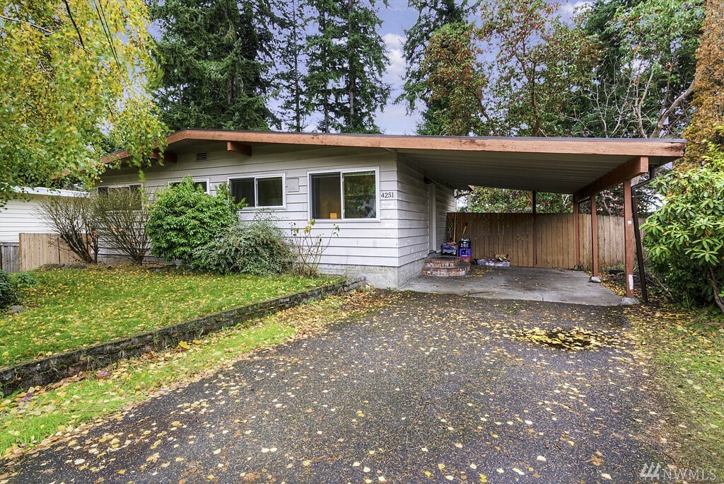 Property Photo:  4251 151st Ave SE  WA 98006 