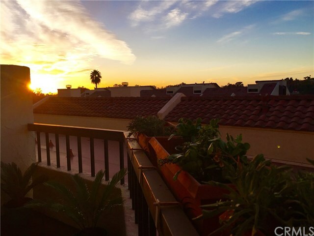 Property Photo: 27885 Redondela 176 CA 92692