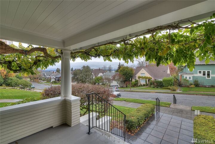 Property Photo: 610 N G St WA 98403