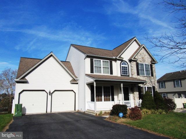 Property Photo:  1597 Peony Road  PA 17602 