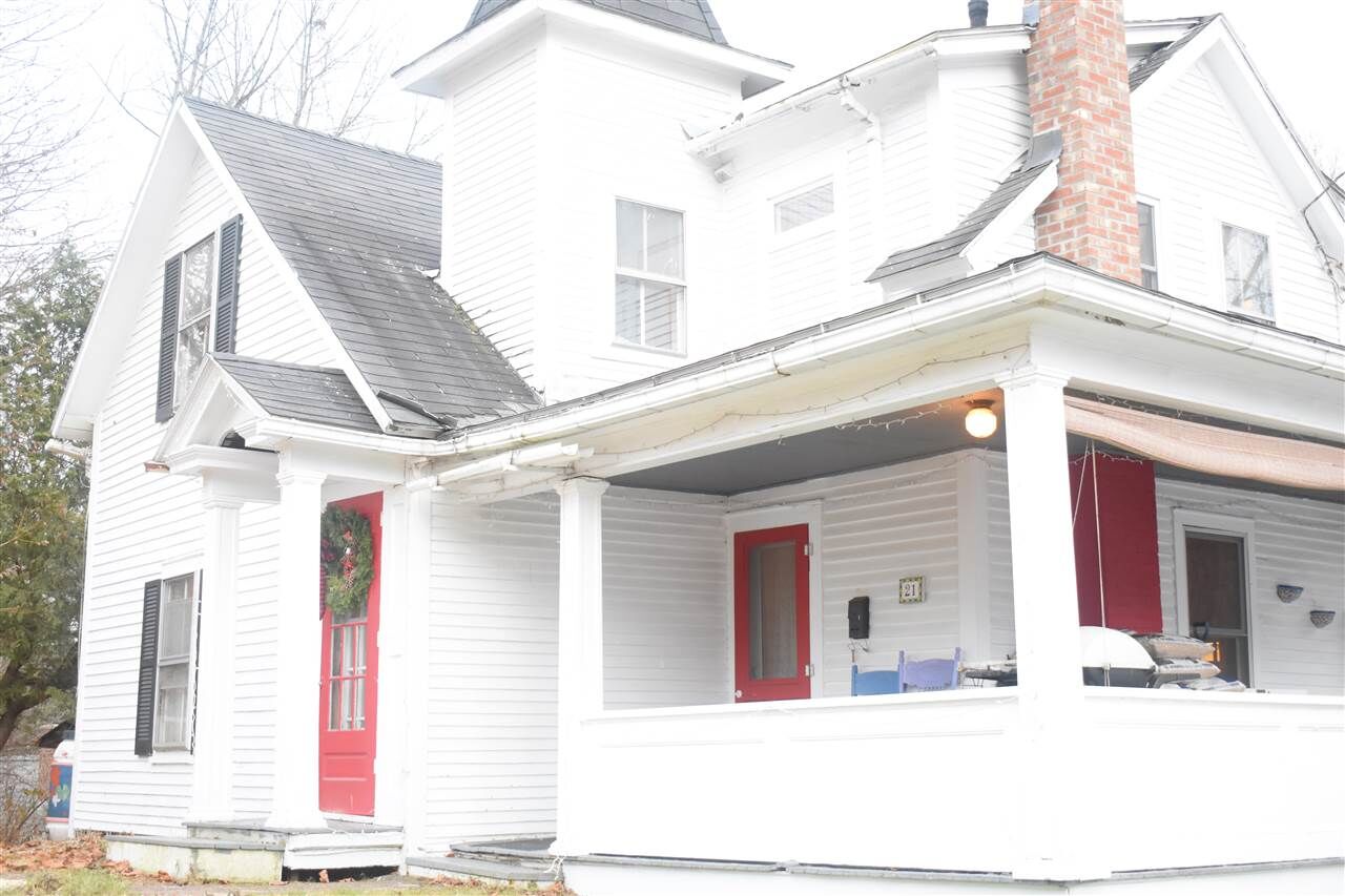 Property Photo:  21 Kent Street  VT 05602 