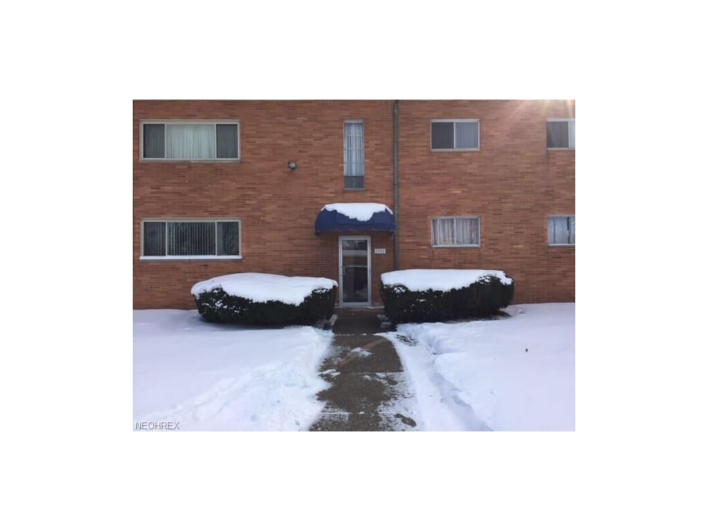 Property Photo: 1742 Wagar Road 102 OH 44116