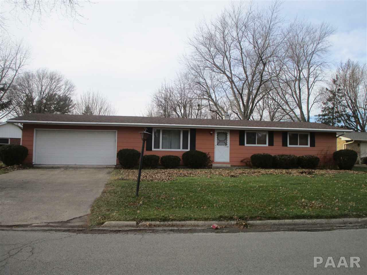 Property Photo:  25 Lincoln  IL 61520 