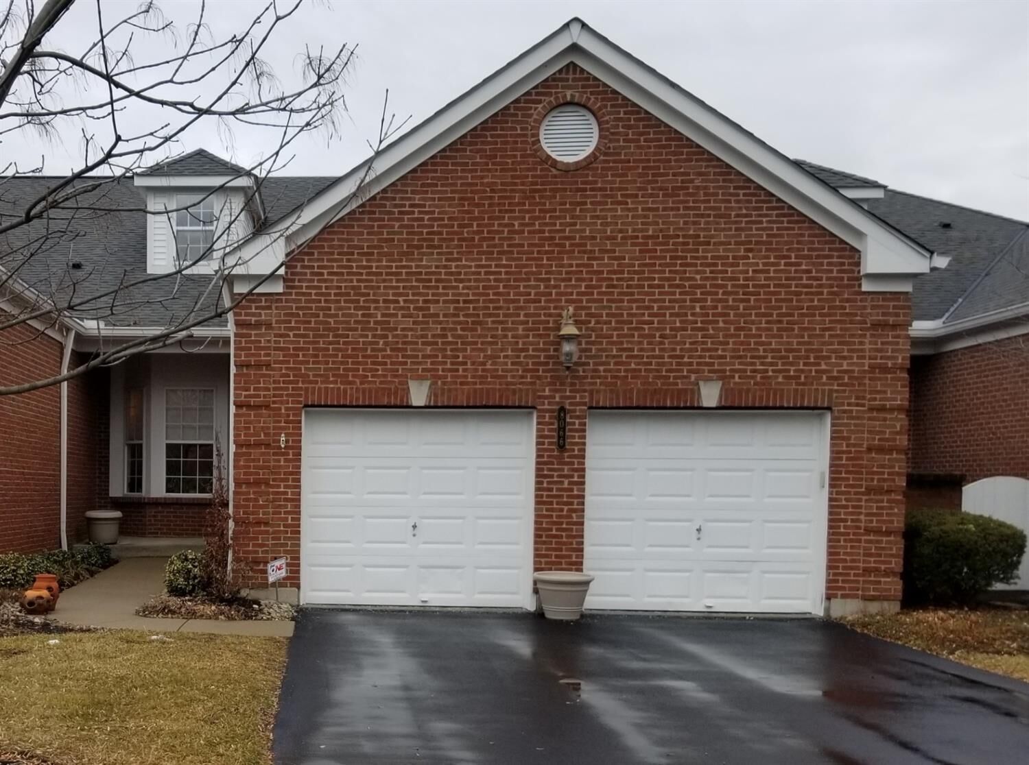 Property Photo: 8066 Somerset Chase OH 45249