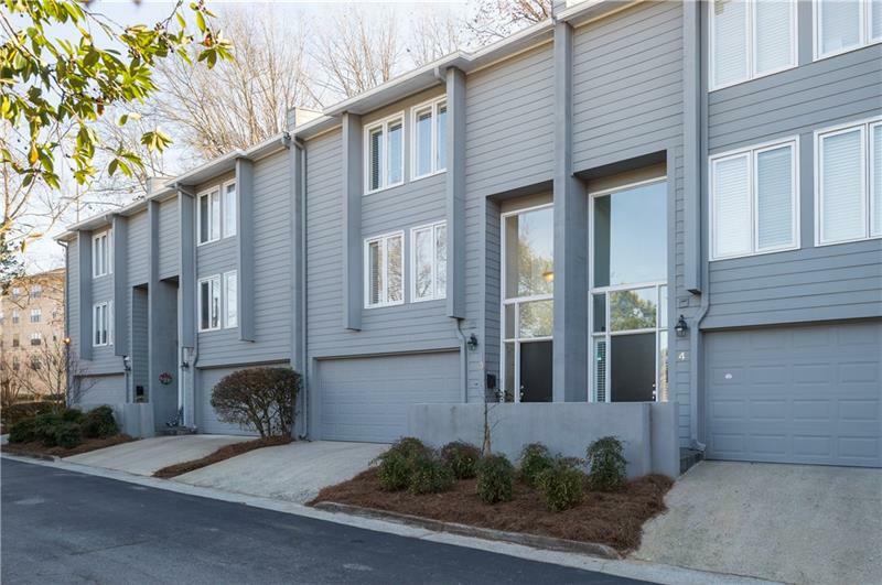 Property Photo: 4010 Roswell Road NE A3 30342