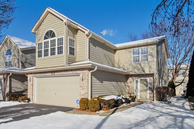 Property Photo: 99 Townsend Circle IL 60565