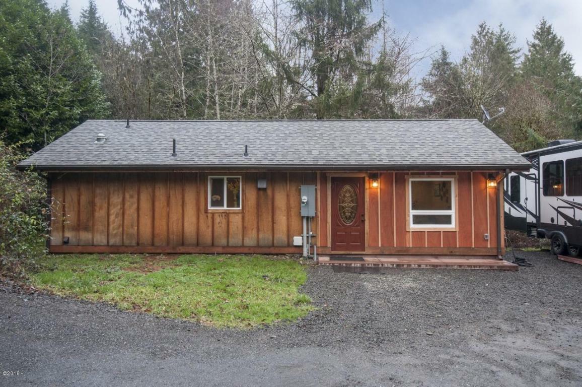 Property Photo:  1365 N Bear Creek Road  OR 97368 