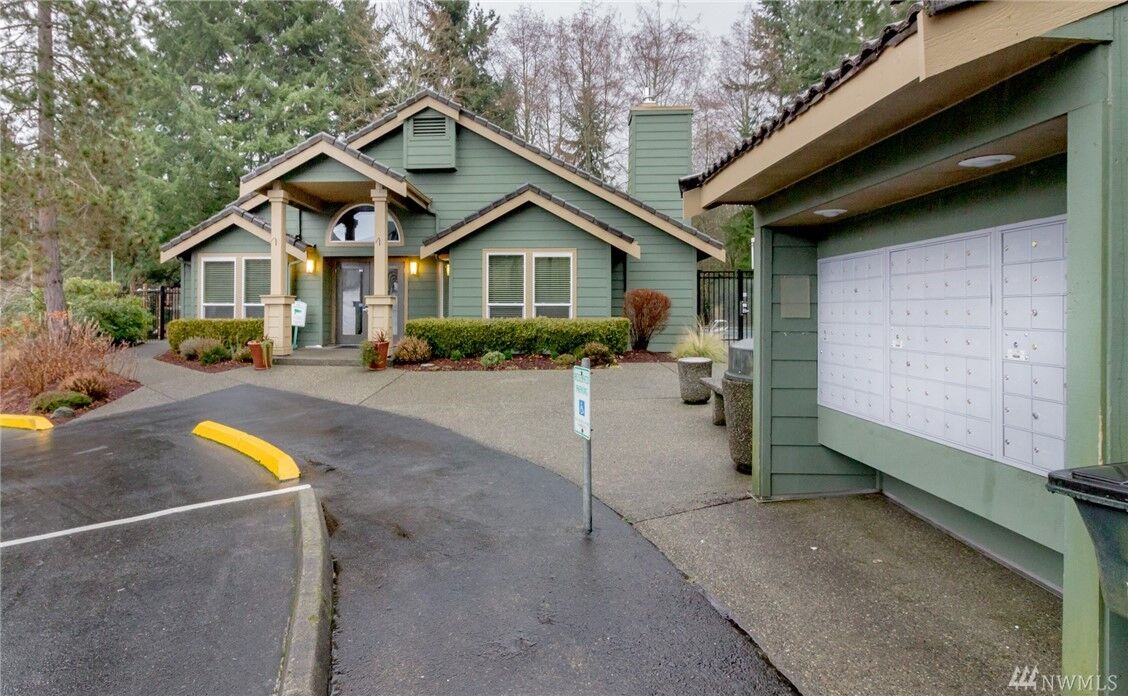 Property Photo:  3008 N N Narrows Drive F-303  WA 98407 