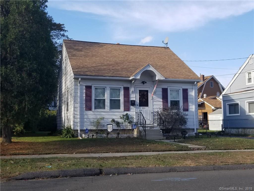 Property Photo:  311 Knowlton Street  CT 06615 