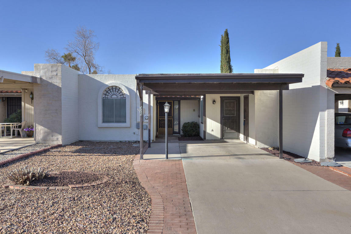 Property Photo:  325 N Calle Del Chancero  AZ 85614 