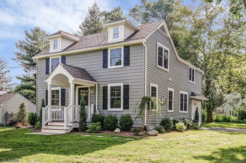 Property Photo:  24 Woodstone Rd  NJ 07920 