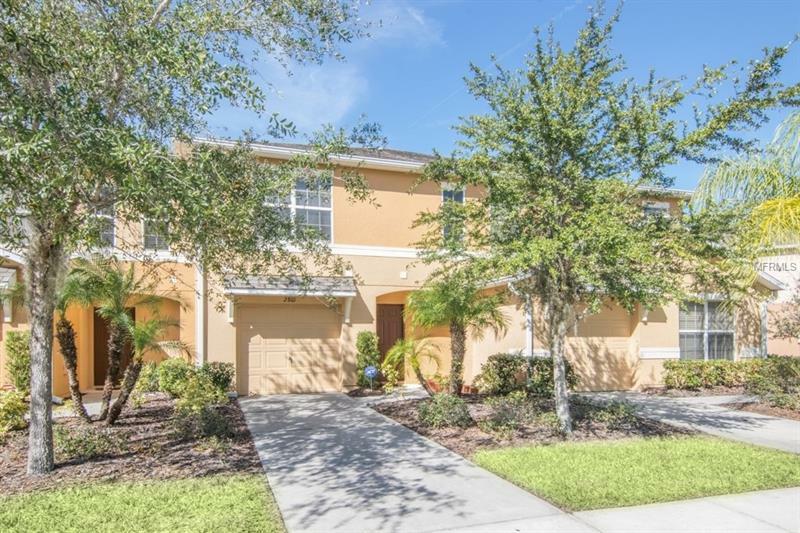 Property Photo:  2801 Birchcreek Drive  FL 33544 