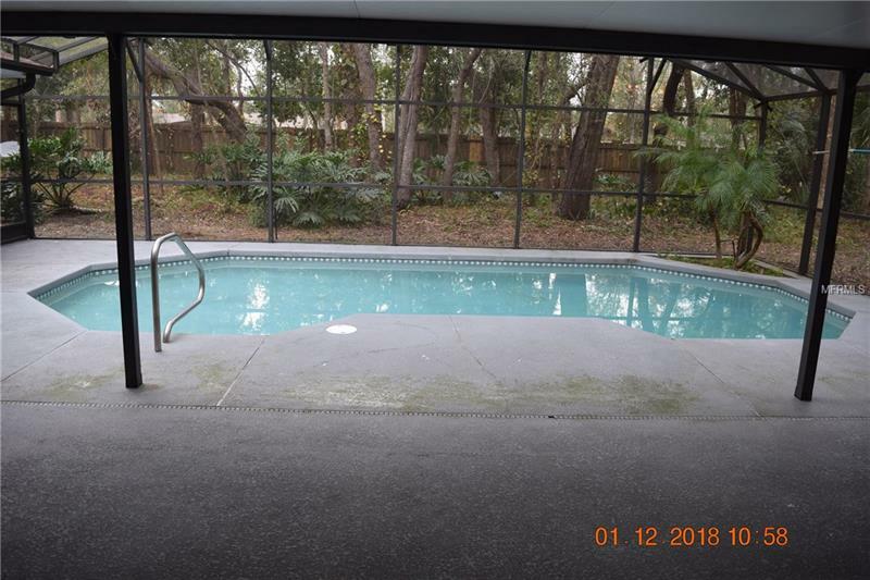 Property Photo:  209 E Sweetwater Creek Drive  FL 32779 