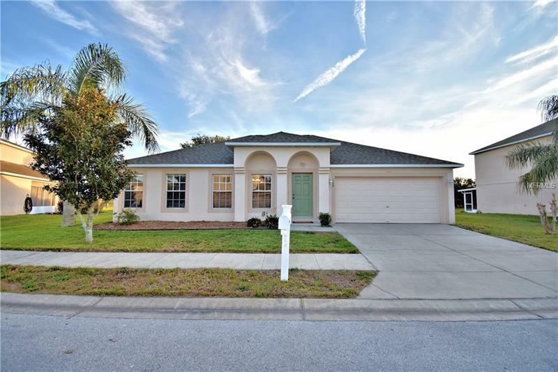 Property Photo:  169 Fish Hawk Drive  FL 33884 