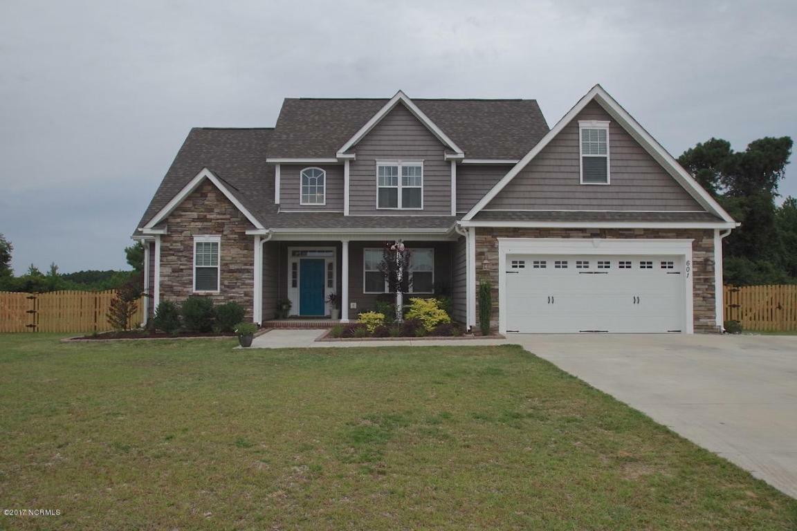 Property Photo:  601 N Breeze Court  NC 28570 