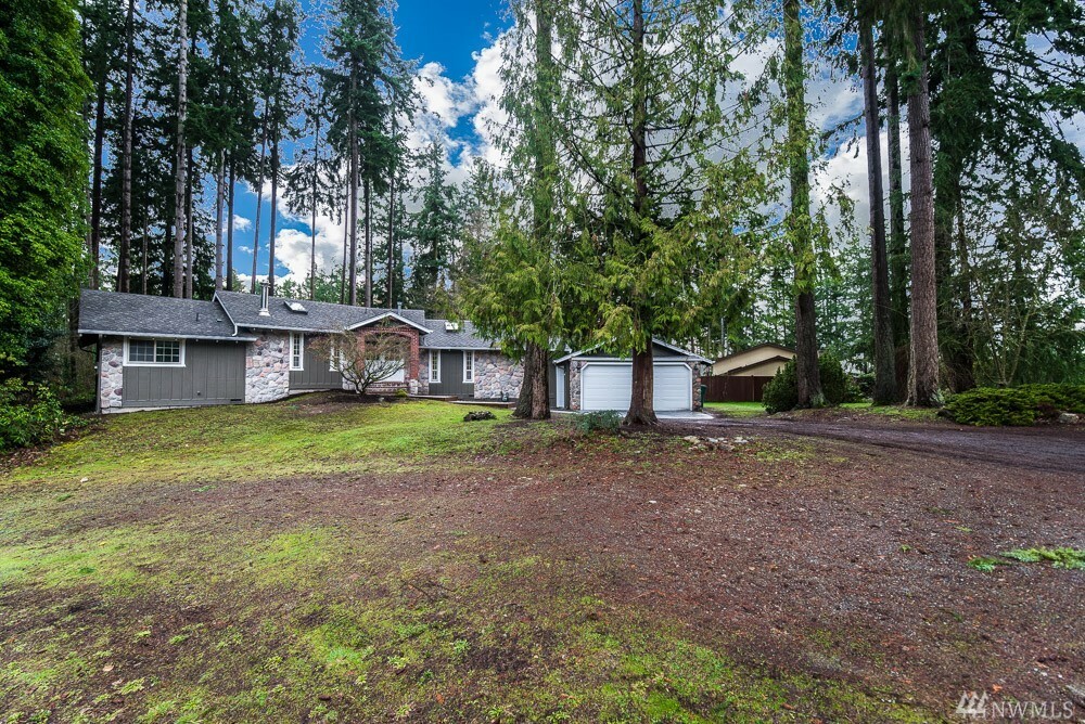 Property Photo:  3227 S 368th Place  WA 98001 