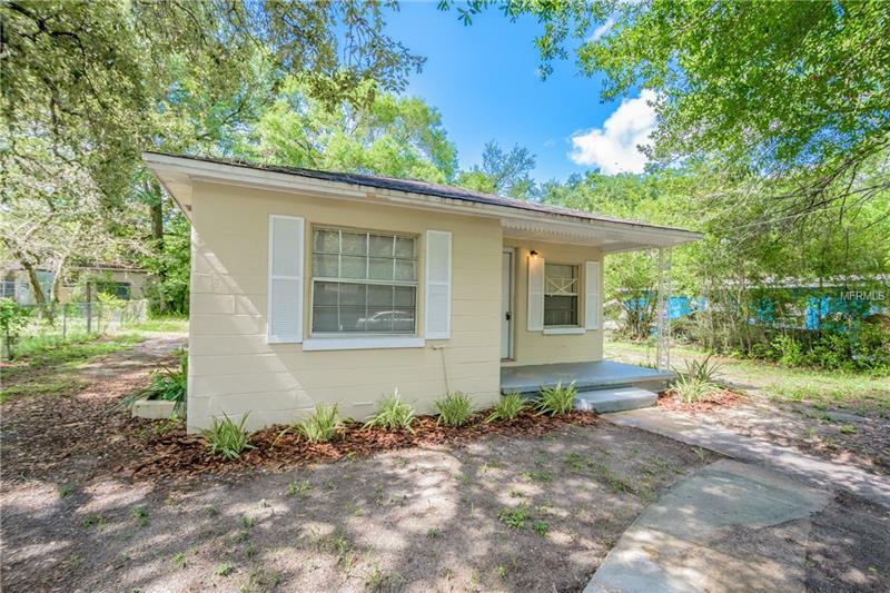 Property Photo:  1913 E Noel Street  FL 33610 