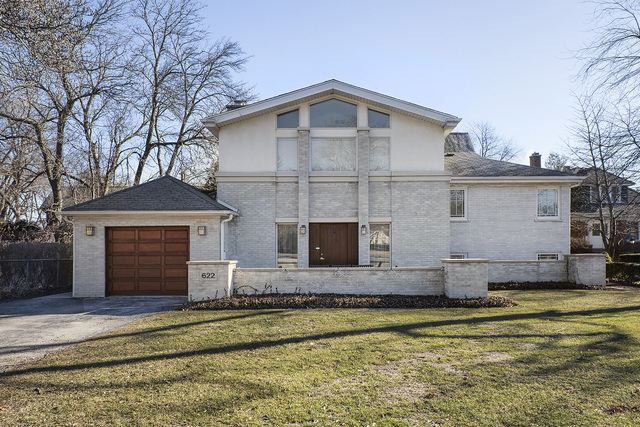 Property Photo:  622 Illinois Road  IL 60091 